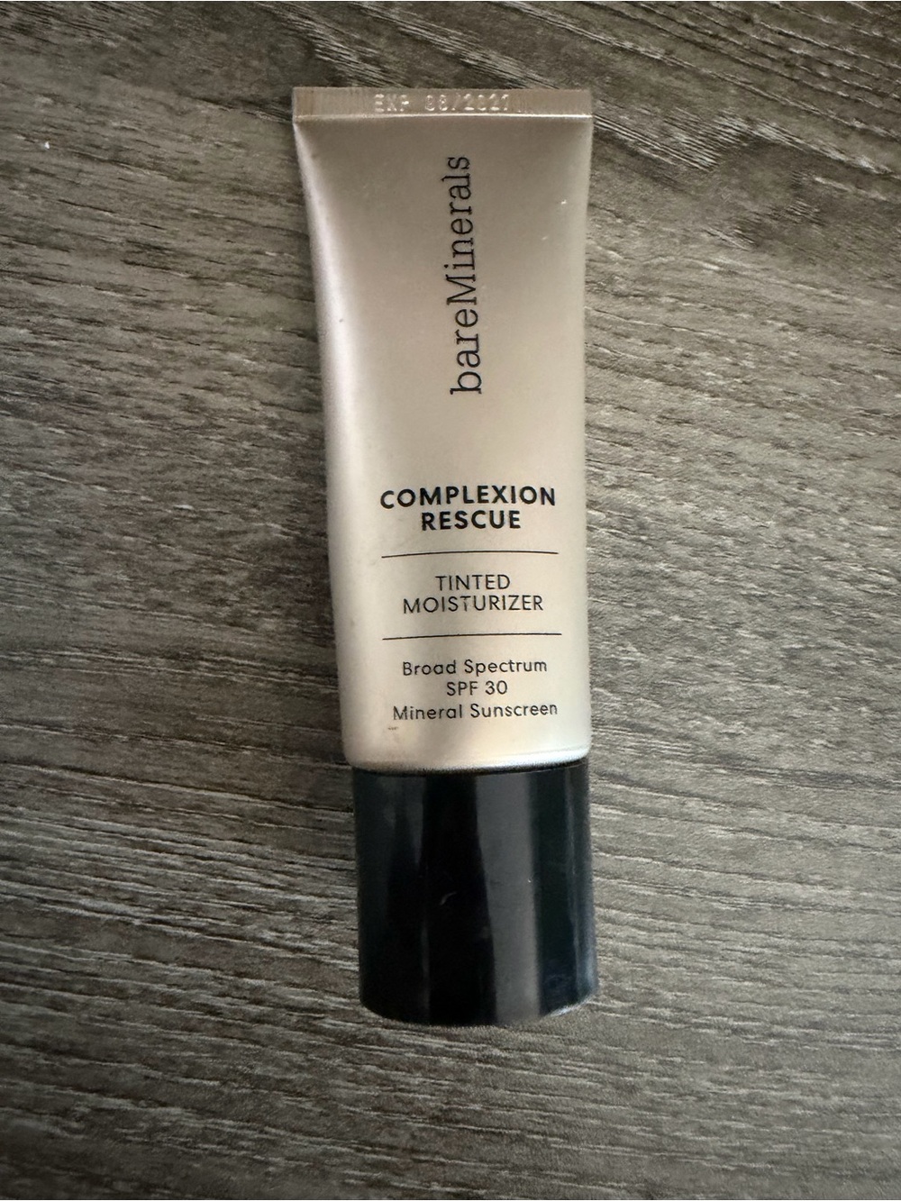 bareMinerals Complexion Rescue Tinted Moisturizer-Suede